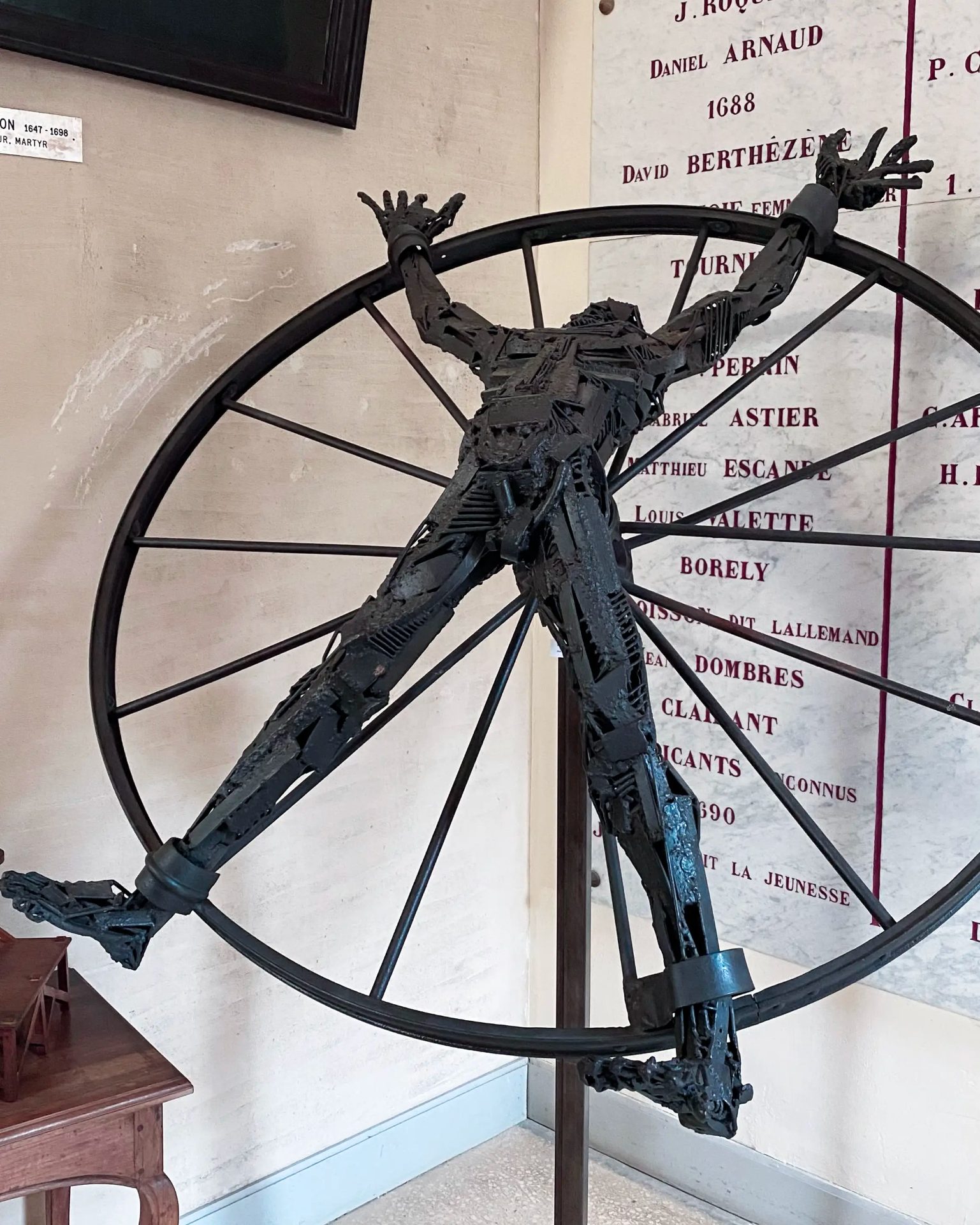 Supplice de la roue - Représentation par Jacqueline Fayet, 2000
