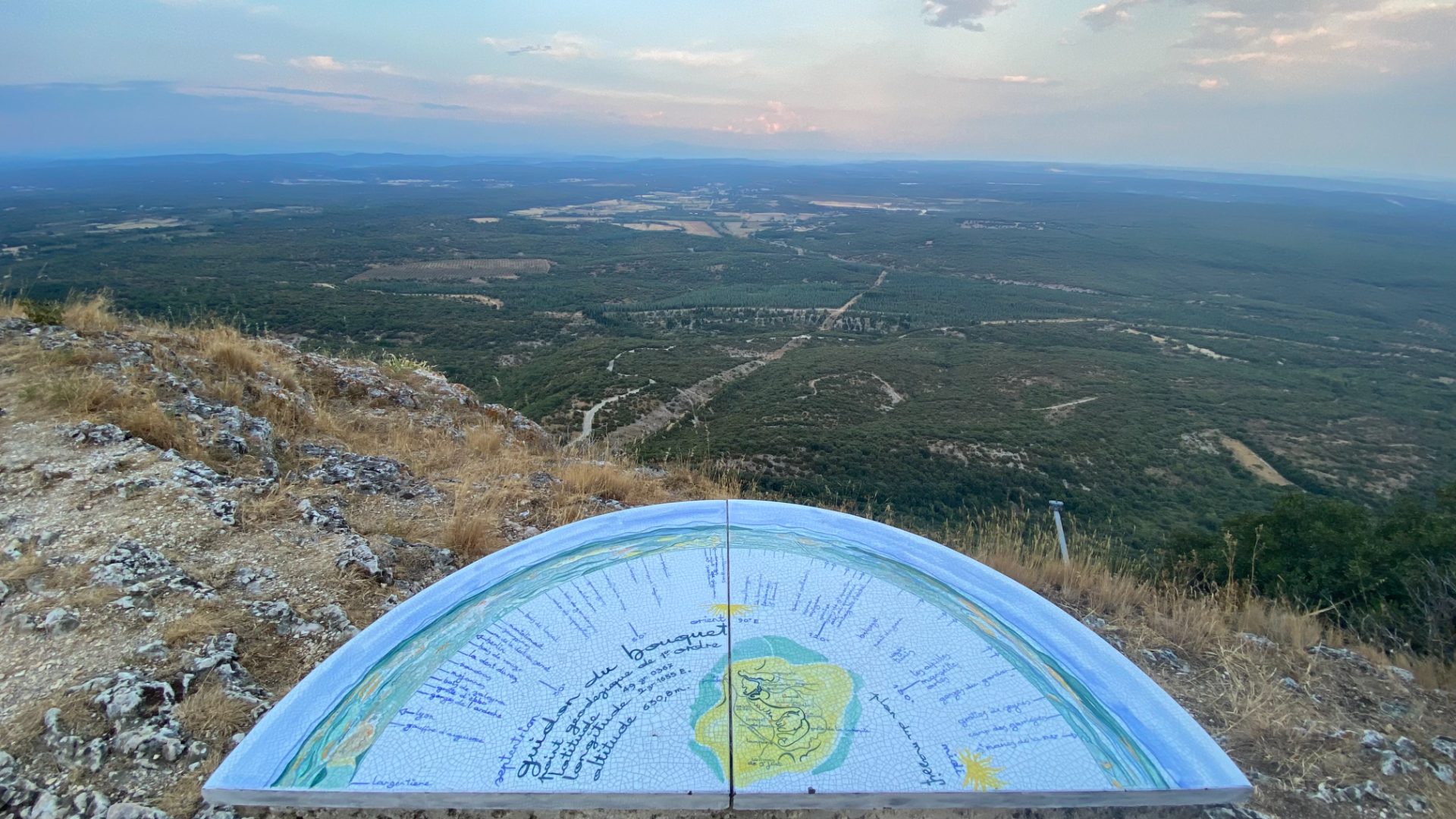Vue à partir du sommet du mont Bouquet
